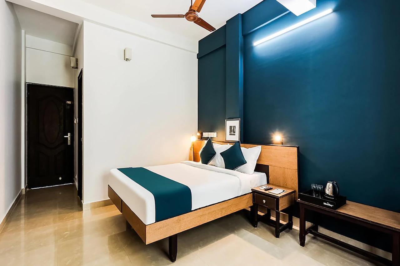 Accadia Residency Hotel Kochi Exterior photo